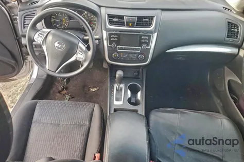 2016 Nissan Altima 2.5 из США, поврежденный, VIN 1N4AL3AP1GN332931